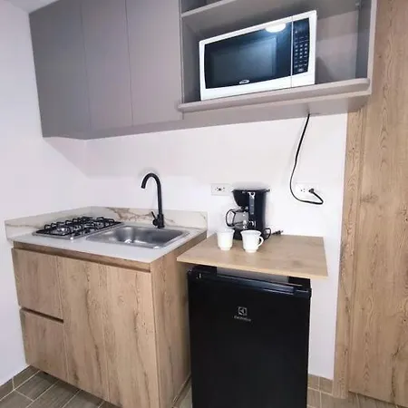 Apartaestudio Moderno Y Privado En Medellín Exterior foto