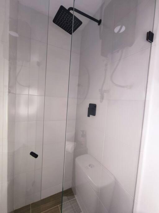 Moderno Y Privado En *